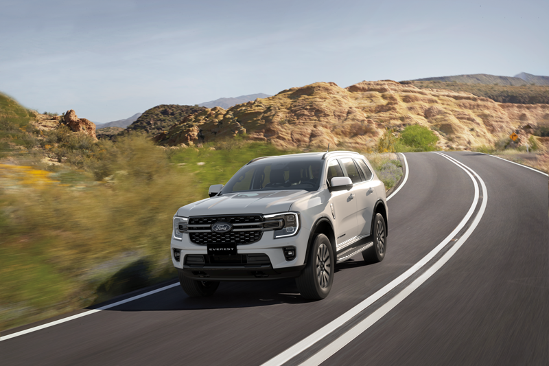 Ford Everest Platinum 4x2 Ford Everest Platinum 4x2