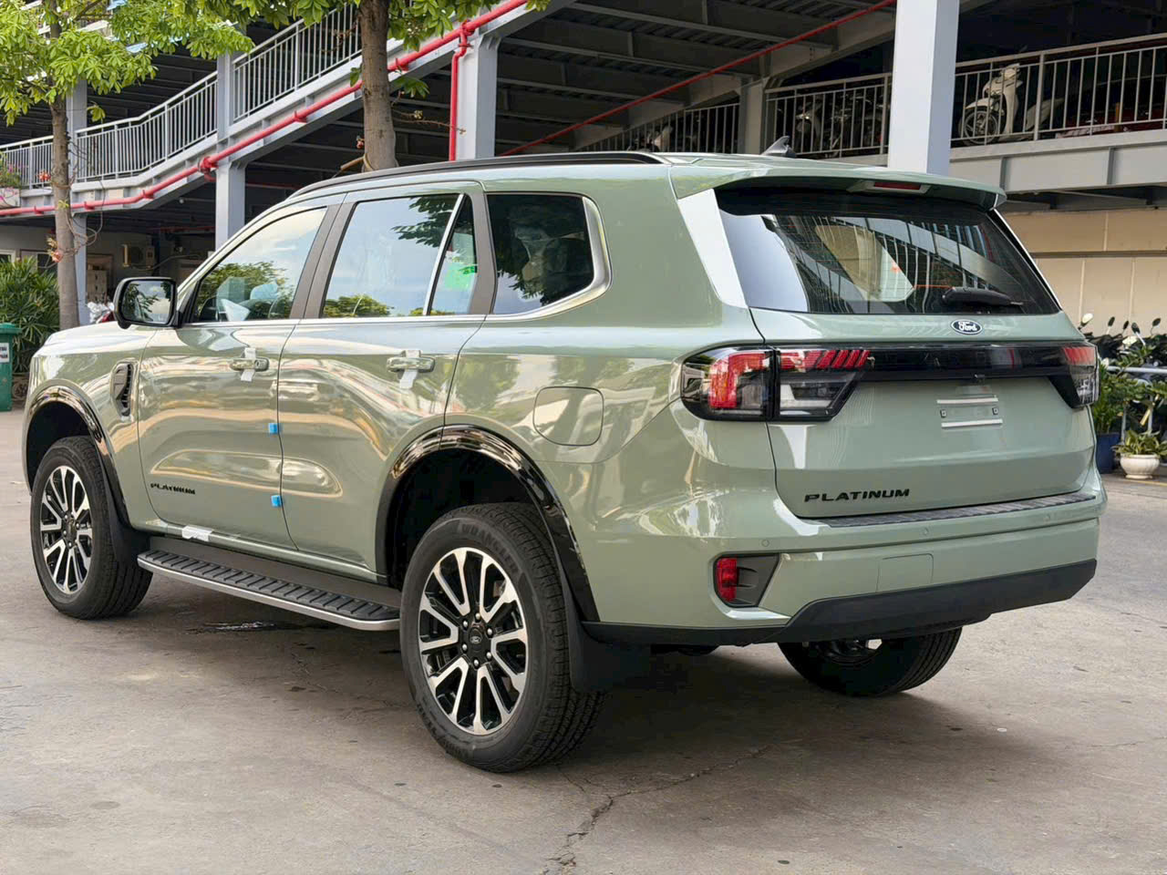 Ford Everest Platinum 2026 2.0L AT 4×43