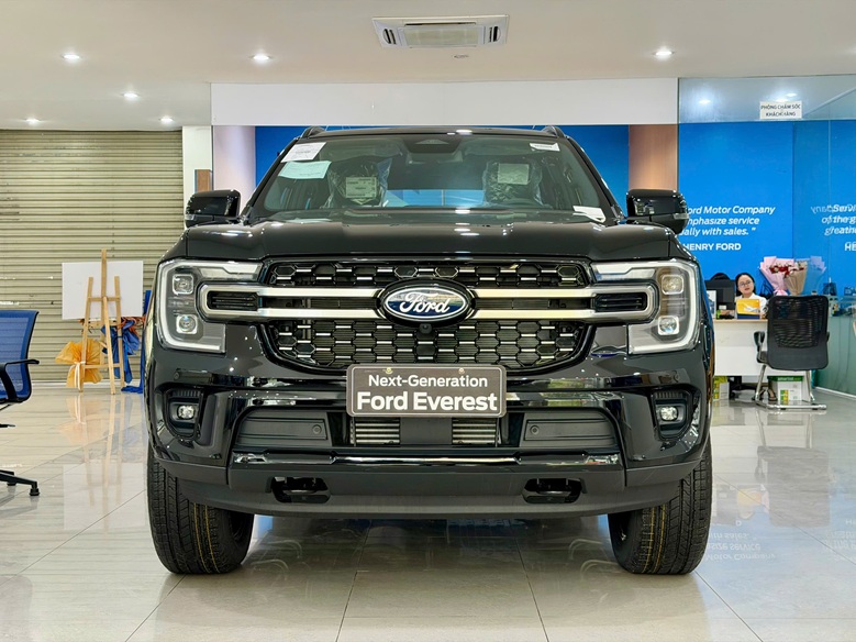 Ford Everest Platinum 2026 AT 2.0L 4×23