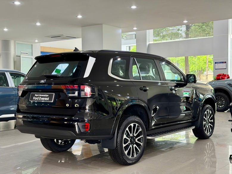 Ford Everest Platinum 2026 AT 2.0L 4×25