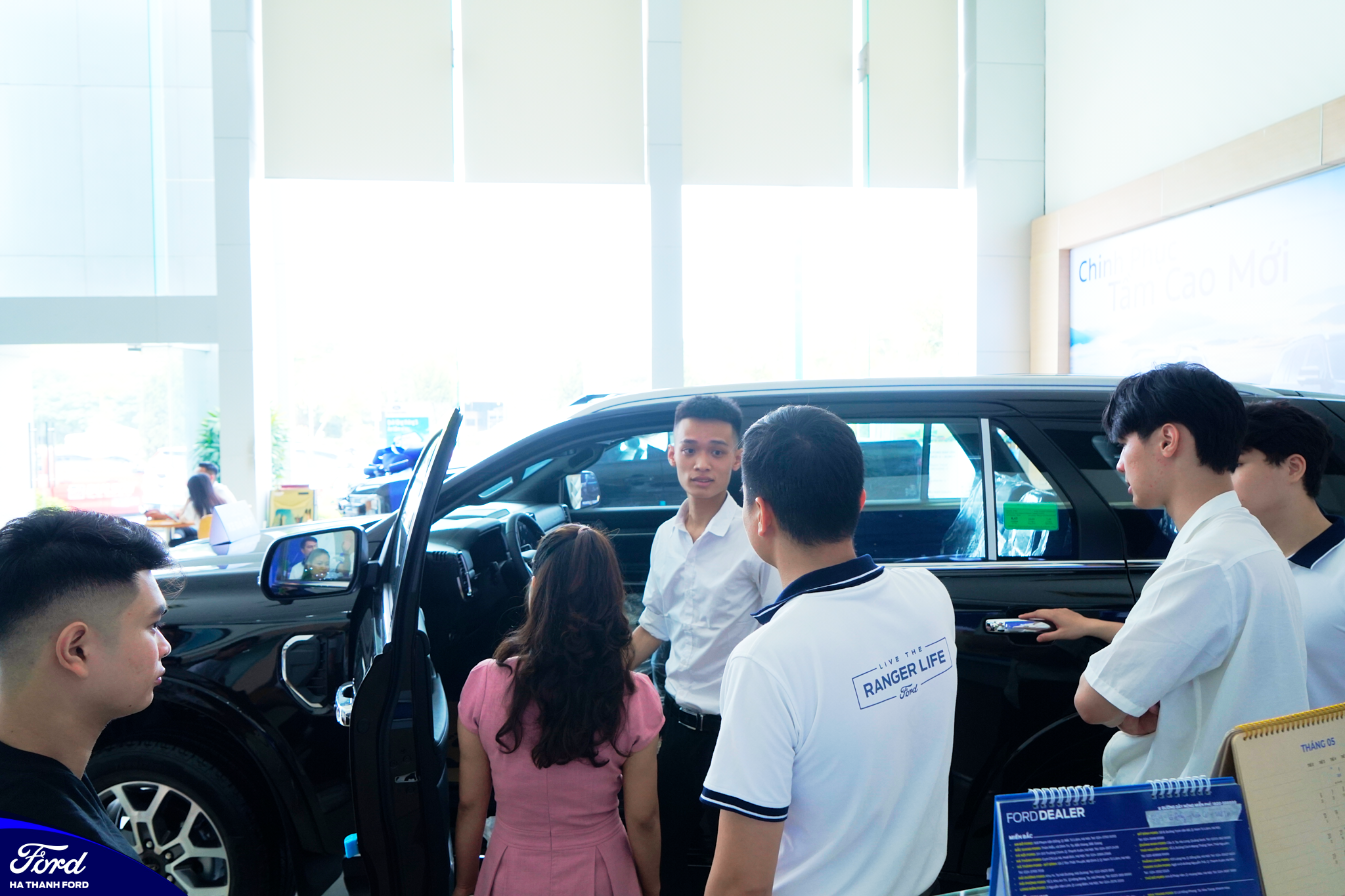 Nhân viên tư vấn bán hàng thực hành kiến thức Nhân viên tư vấn bán hàng thực hành kiến thức