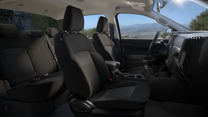 Ford Ranger XLS MT 2.0L 4×2 mới3