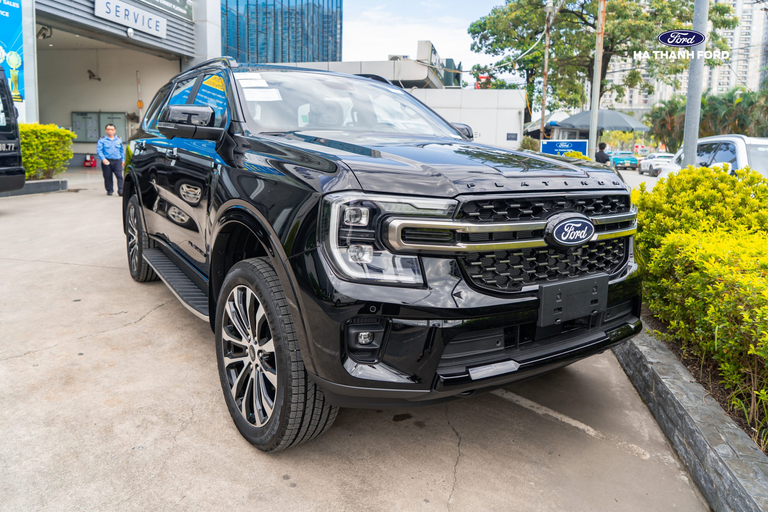 Ford Everest Platinum+ 2026 Máy Xăng 2.3L EcoBoost 4×421