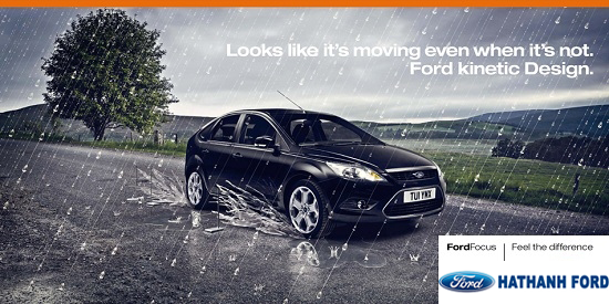 lai-xe-ford-focus-duoi-troi-mua