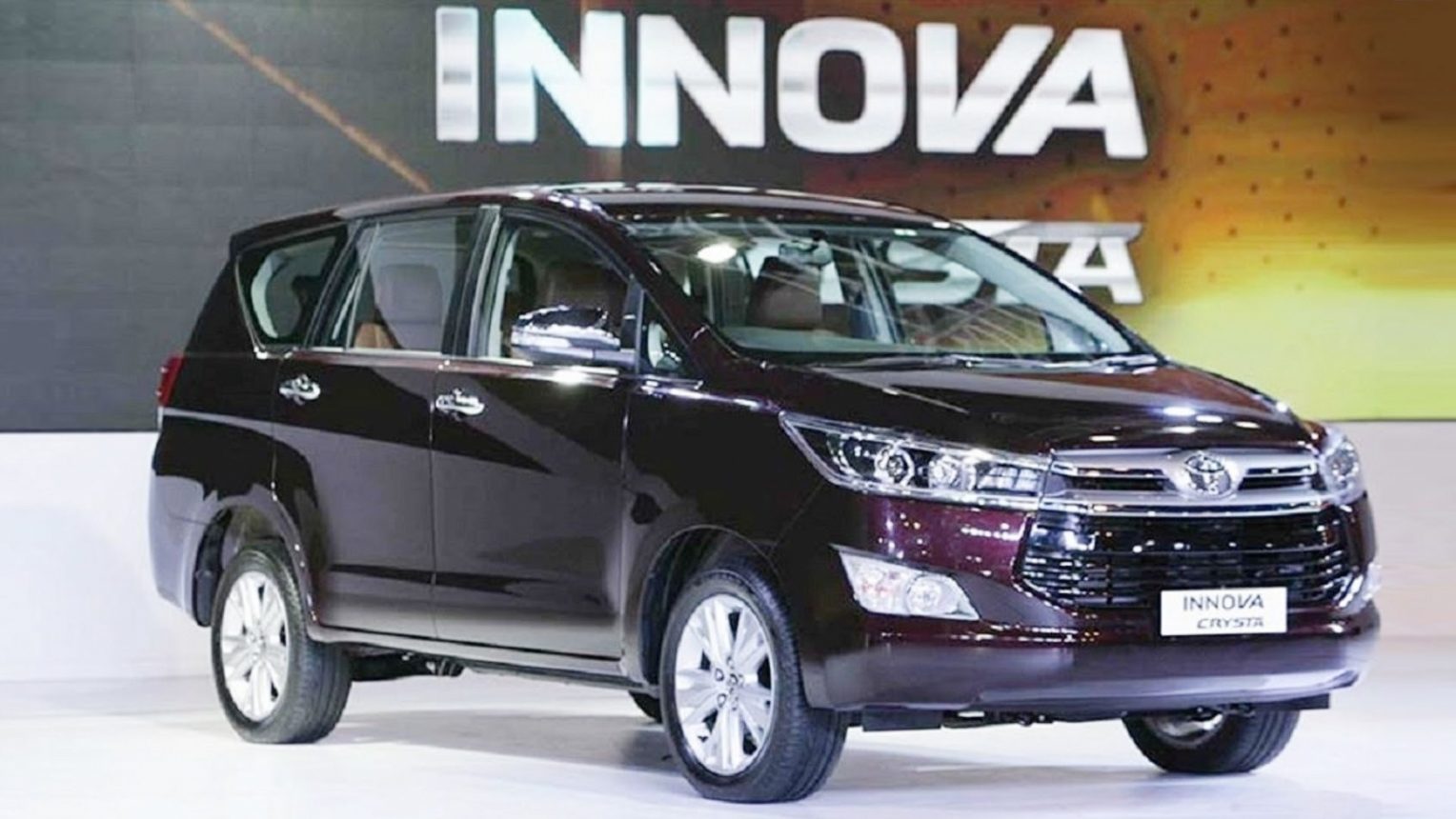Mua bán xe Toyota Innova 2019 cũ giá chỉ 625 triệu đồng trên toàn quốc