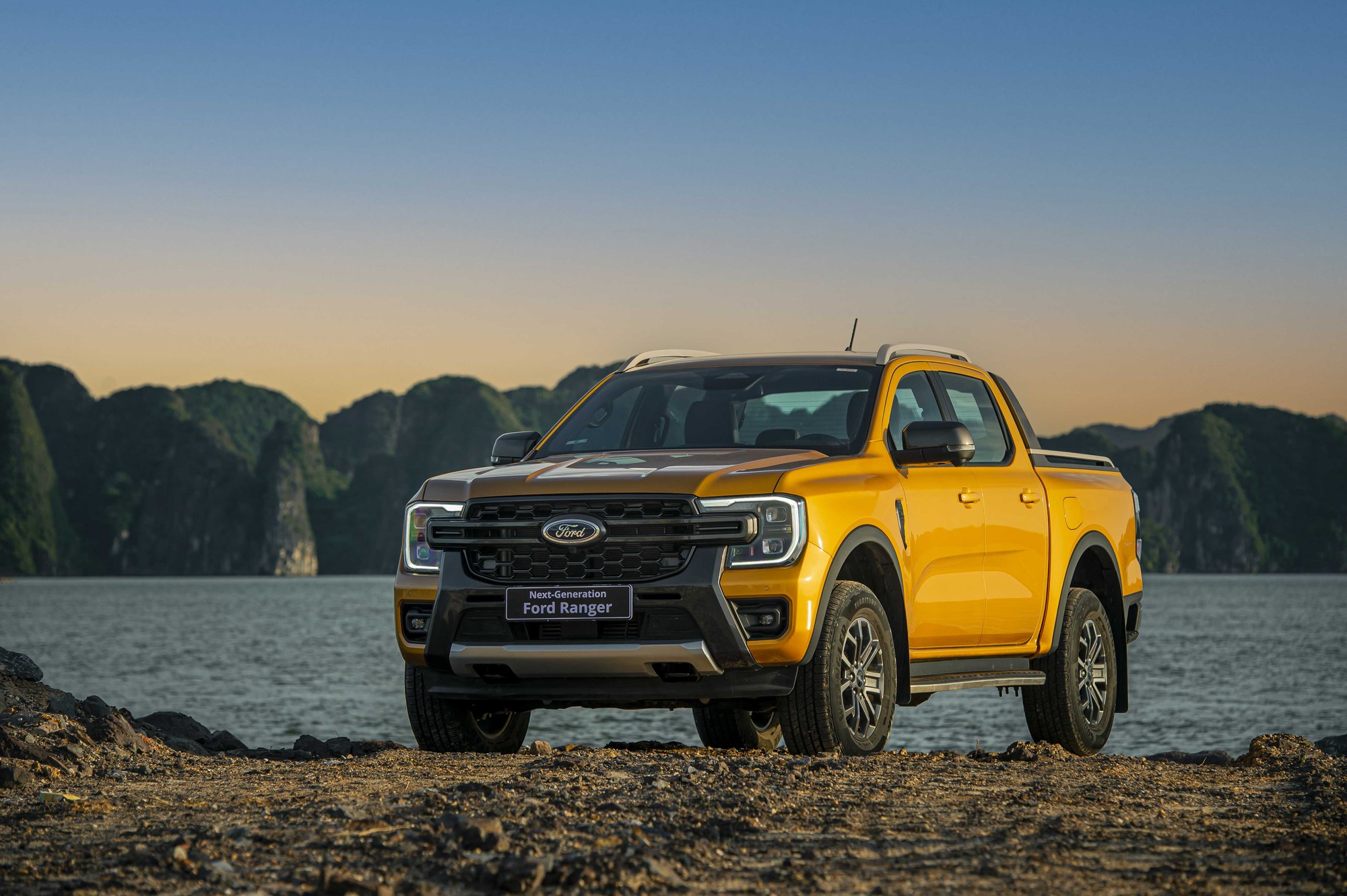 Ford Ranger Giá Lăn Bánh